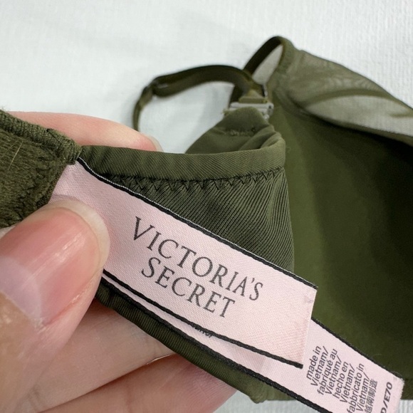 Victoria’s Secret demi bra green size 32D - Picture 3 of 9